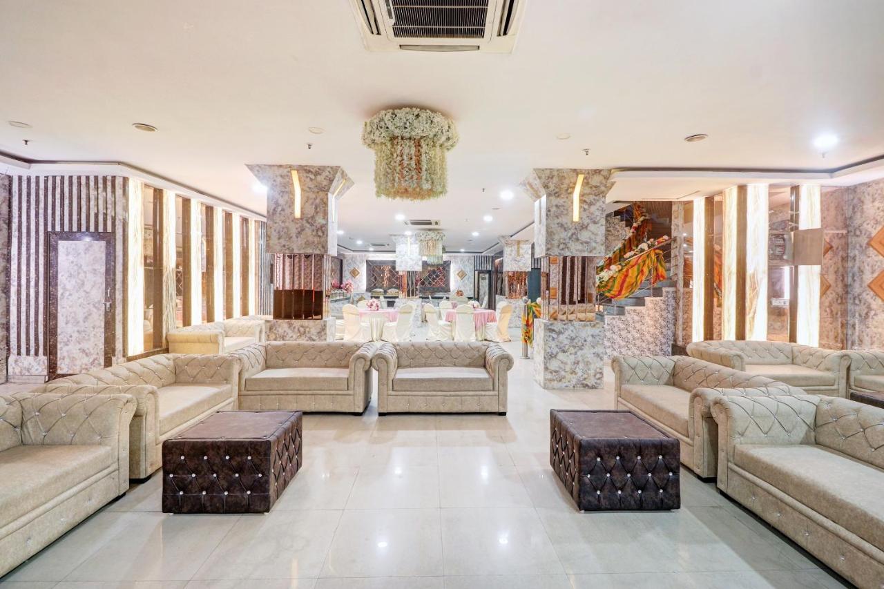 Oyo Townhouse 748 Hotel Parth Paradise Ghaziabad Exterior photo